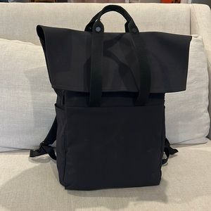 Lululemon Early Embark backpack